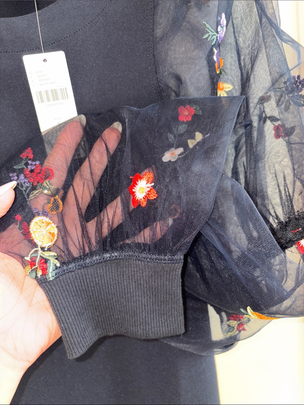 Maeve Navy Top with Sheer Embroidered Puff Sleeves Never Worn - Picture 4 of 6